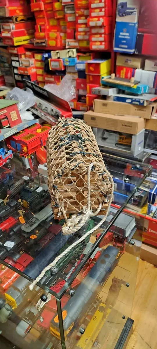 Handmade Lobster Pot - Image 2
