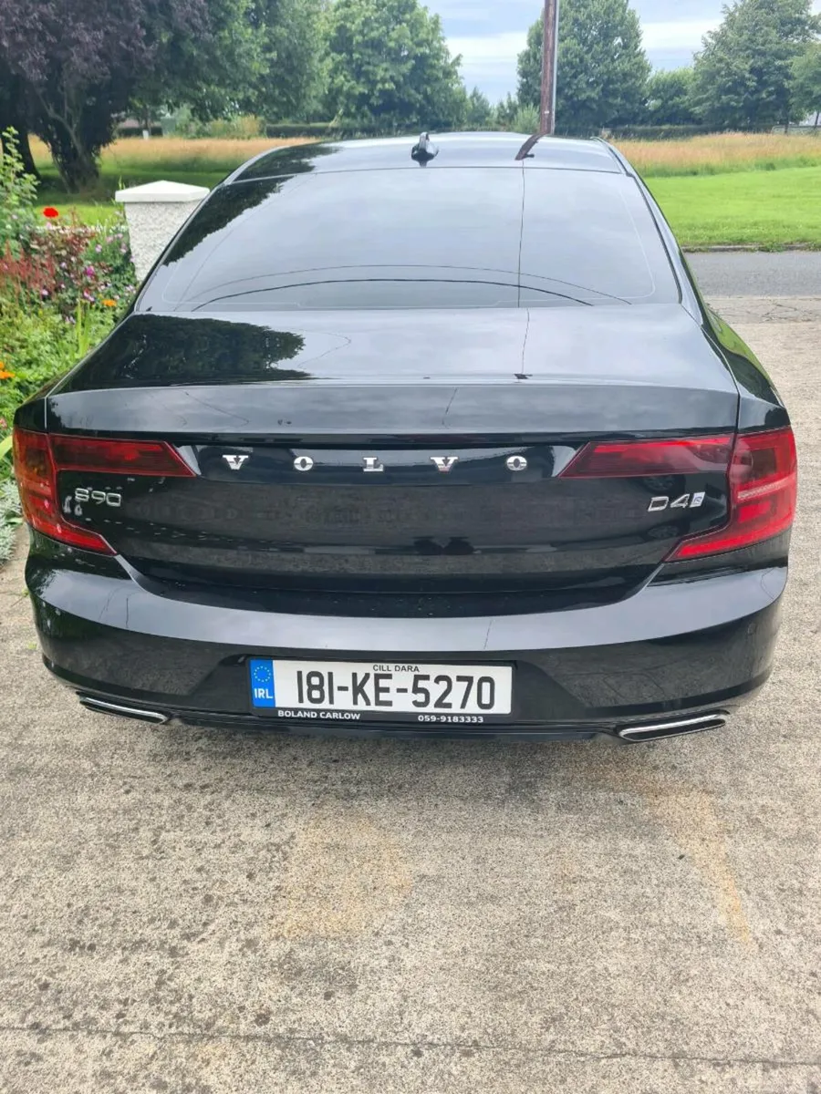 Volvo s90 - Image 2