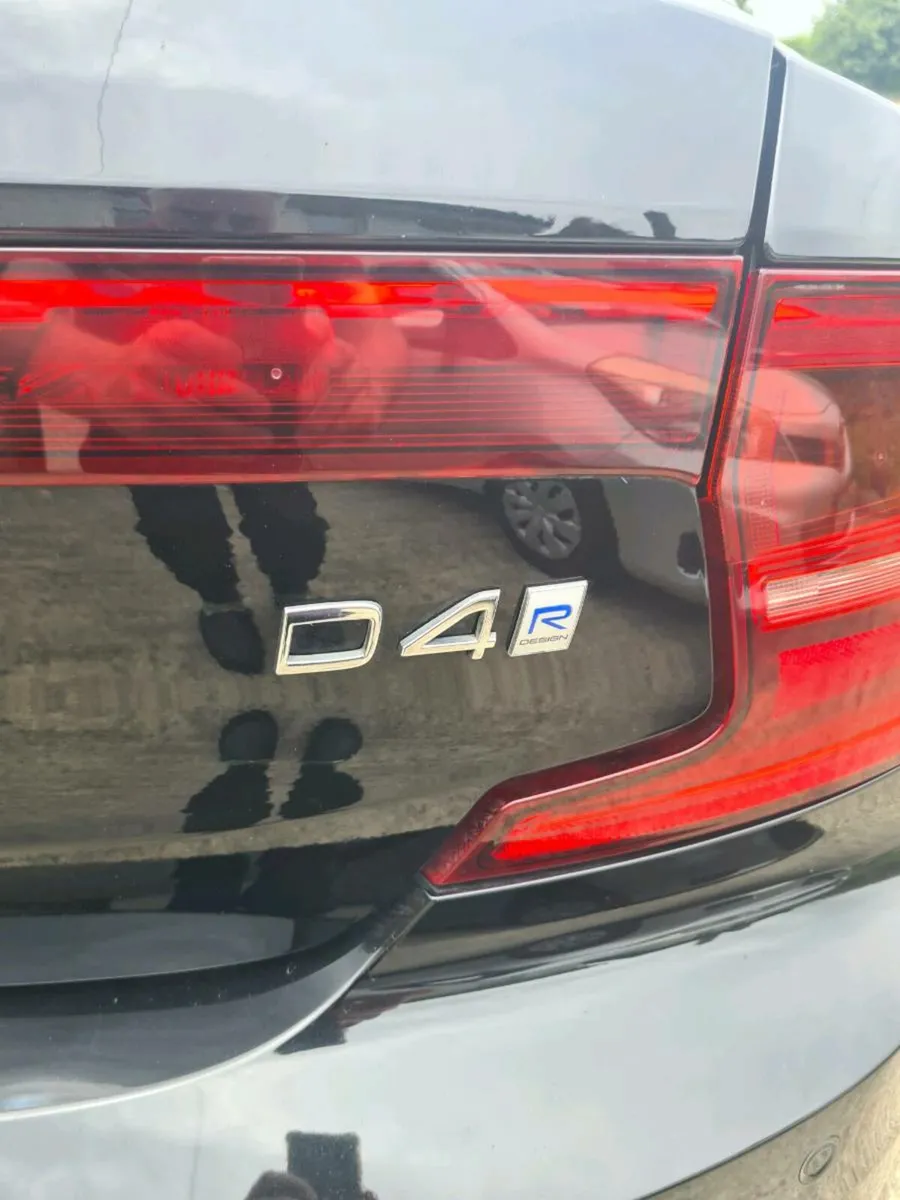 Volvo s90 - Image 3