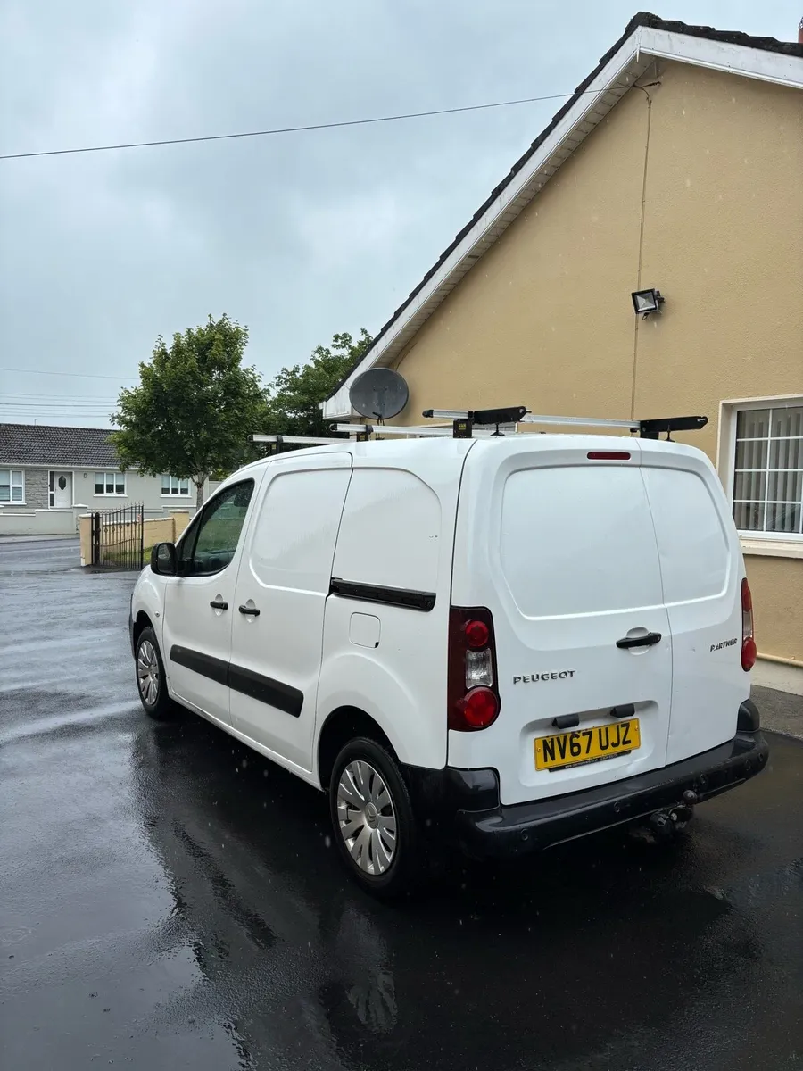 2018 Peugeot Partner - Image 3