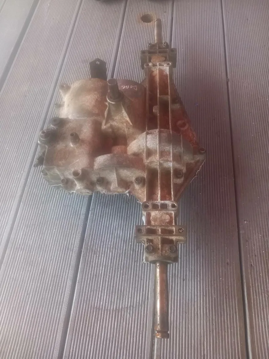 Castlegarden/peerless manual gearbox for sale - Image 3