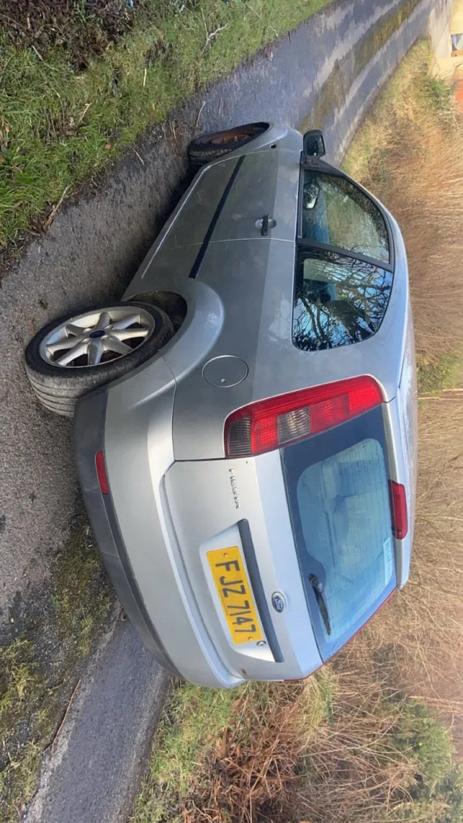 Ford Fiesta 2003 - Image 4