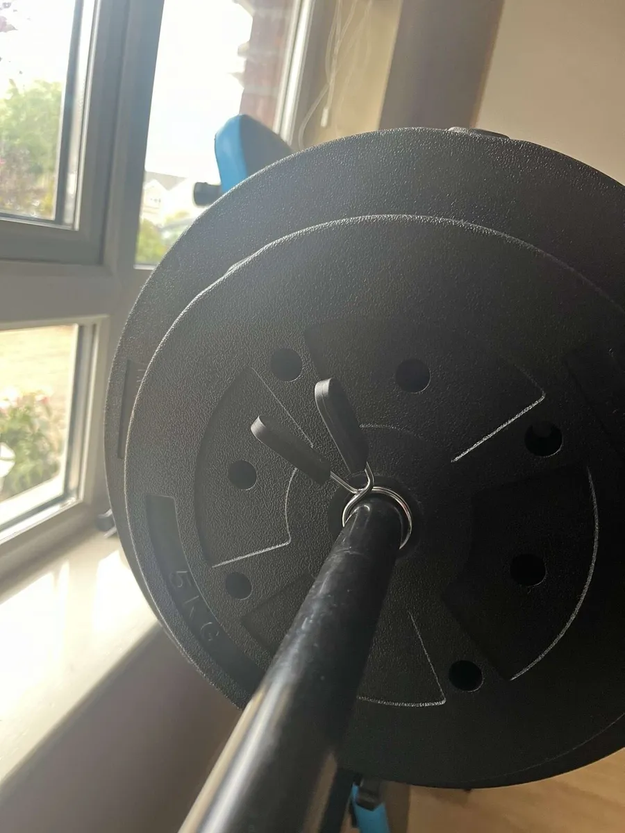Weights and bench - Image 3