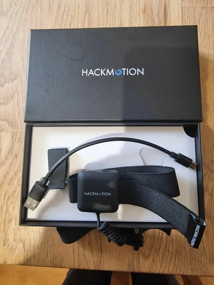 Hackmotion Plus Golf Training Aid - Image 1