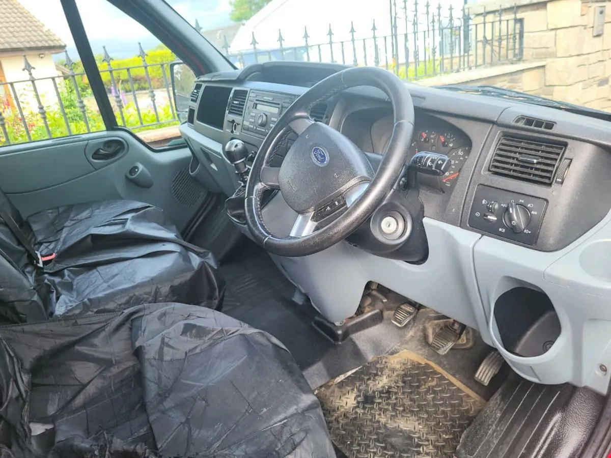 Ford transit - Image 2
