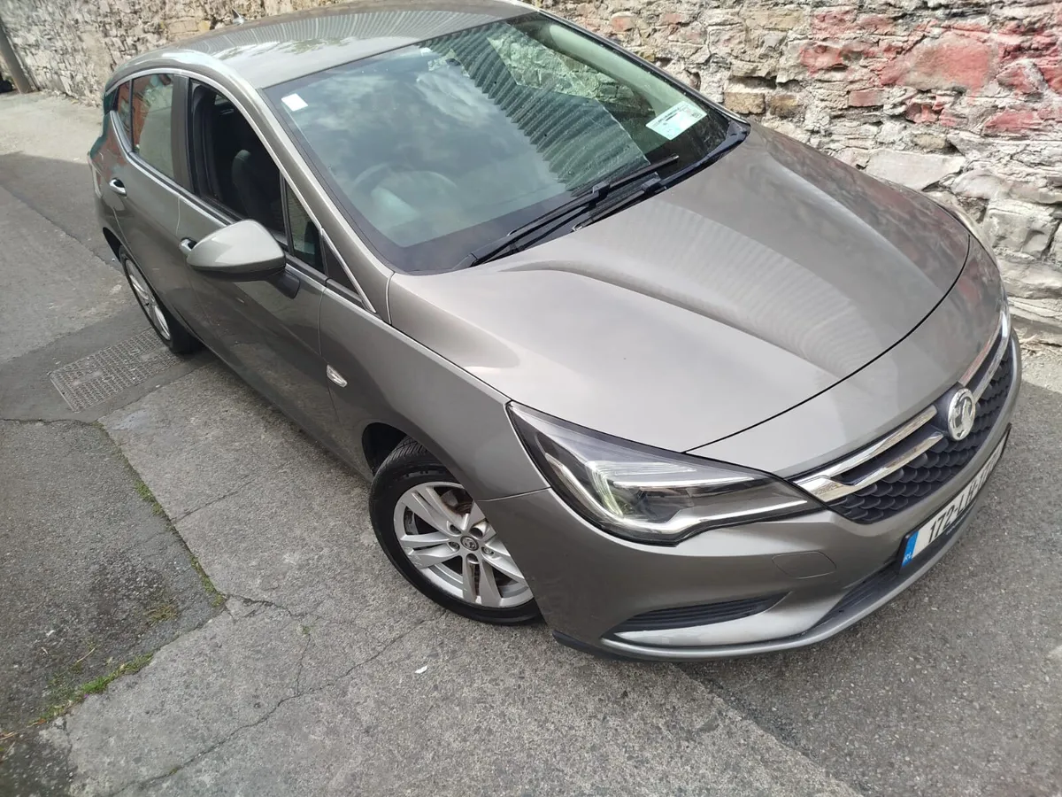 Vauxhall Astra 2017 CDTI  NEW MODEL - Image 3
