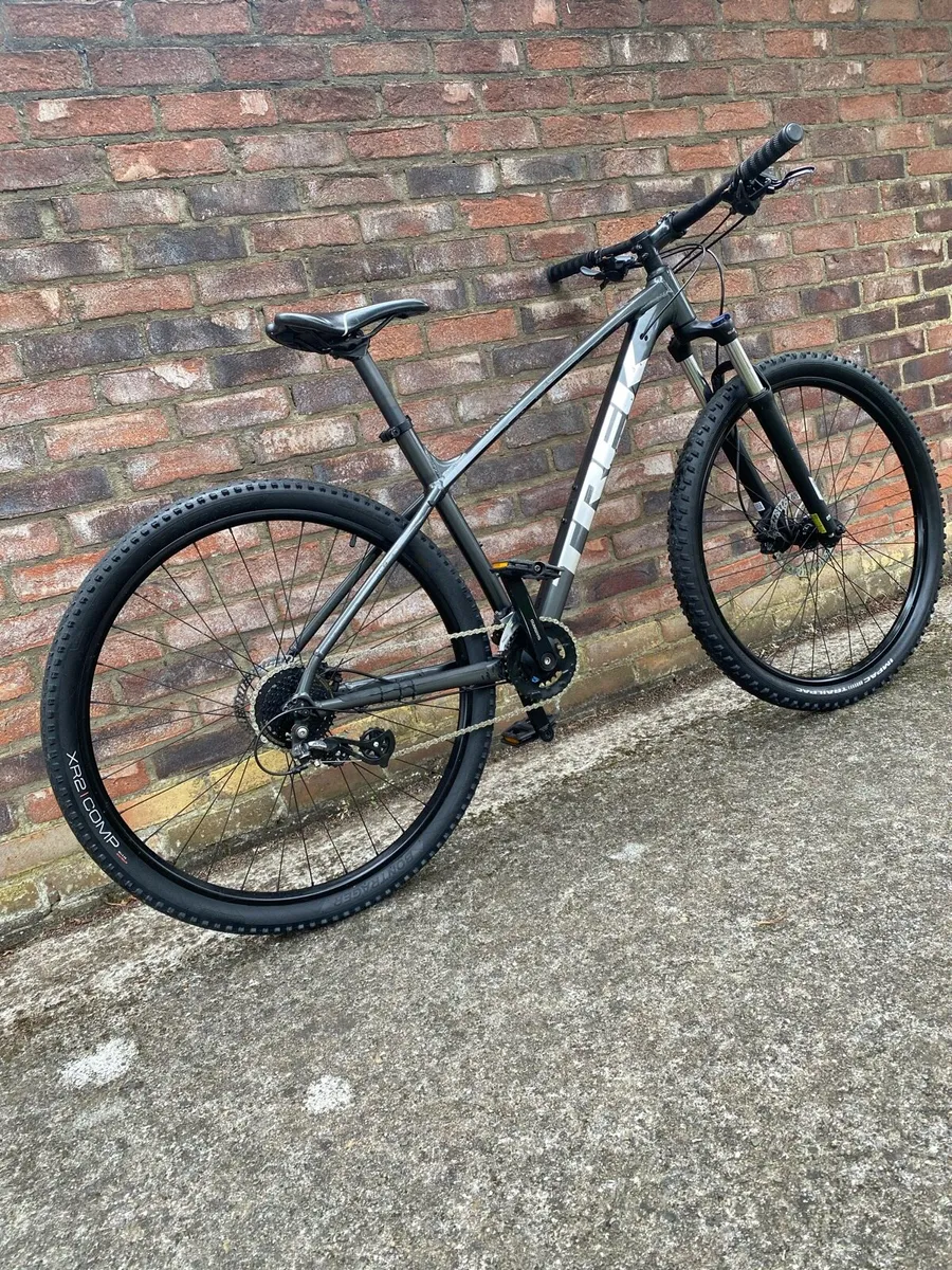 Trek Marlin Mountain Bike - Image 4