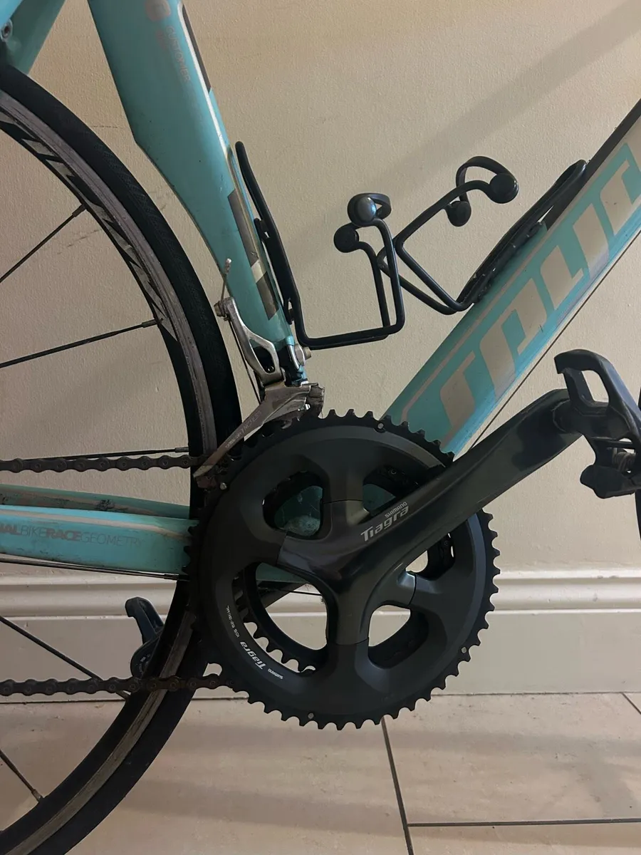 Blue Spyder Road Racing Bicycle - Image 4