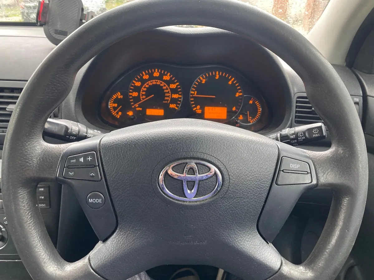 Toyota Avensis 2007 - Image 2