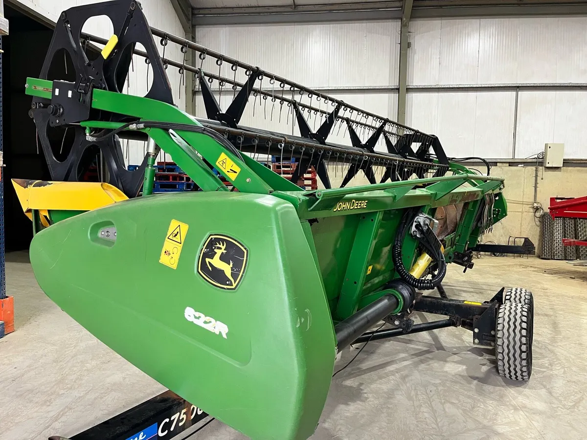 John Deere T560 - Image 2