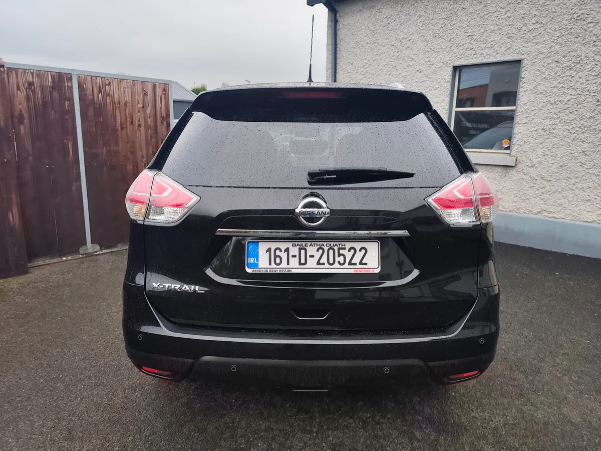 Nissan X-Trail 7 seat low km full nissan history - Image 2