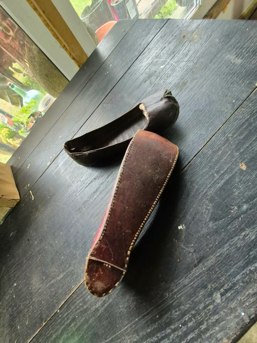 Handmade leather shoe tiny probably Chinese. - Image 2