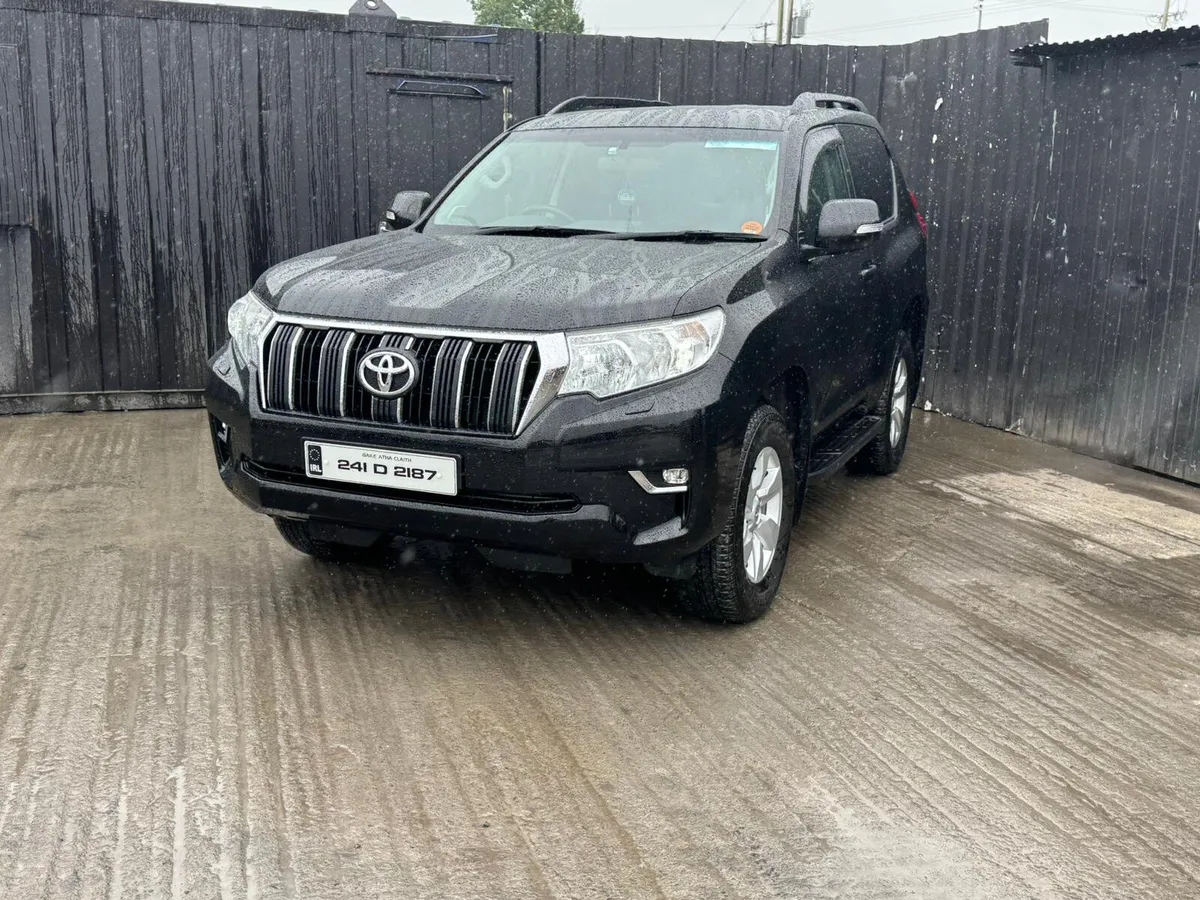 2024 Toyota Land Cruiser SWB - Image 3