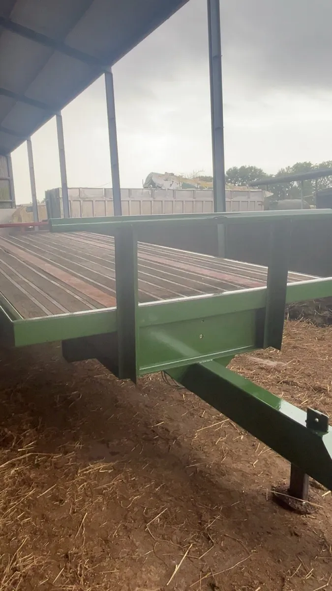 22 ft Bale trailer - Image 1