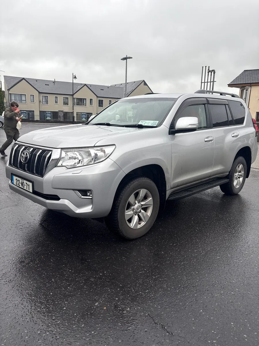 Land Cruiser - Image 4