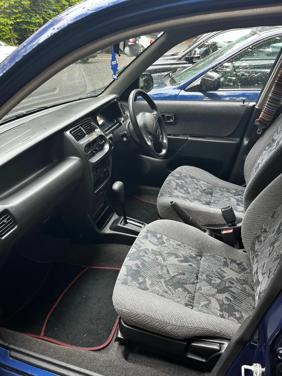 Daihatsu Sirion 1999 - Image 3