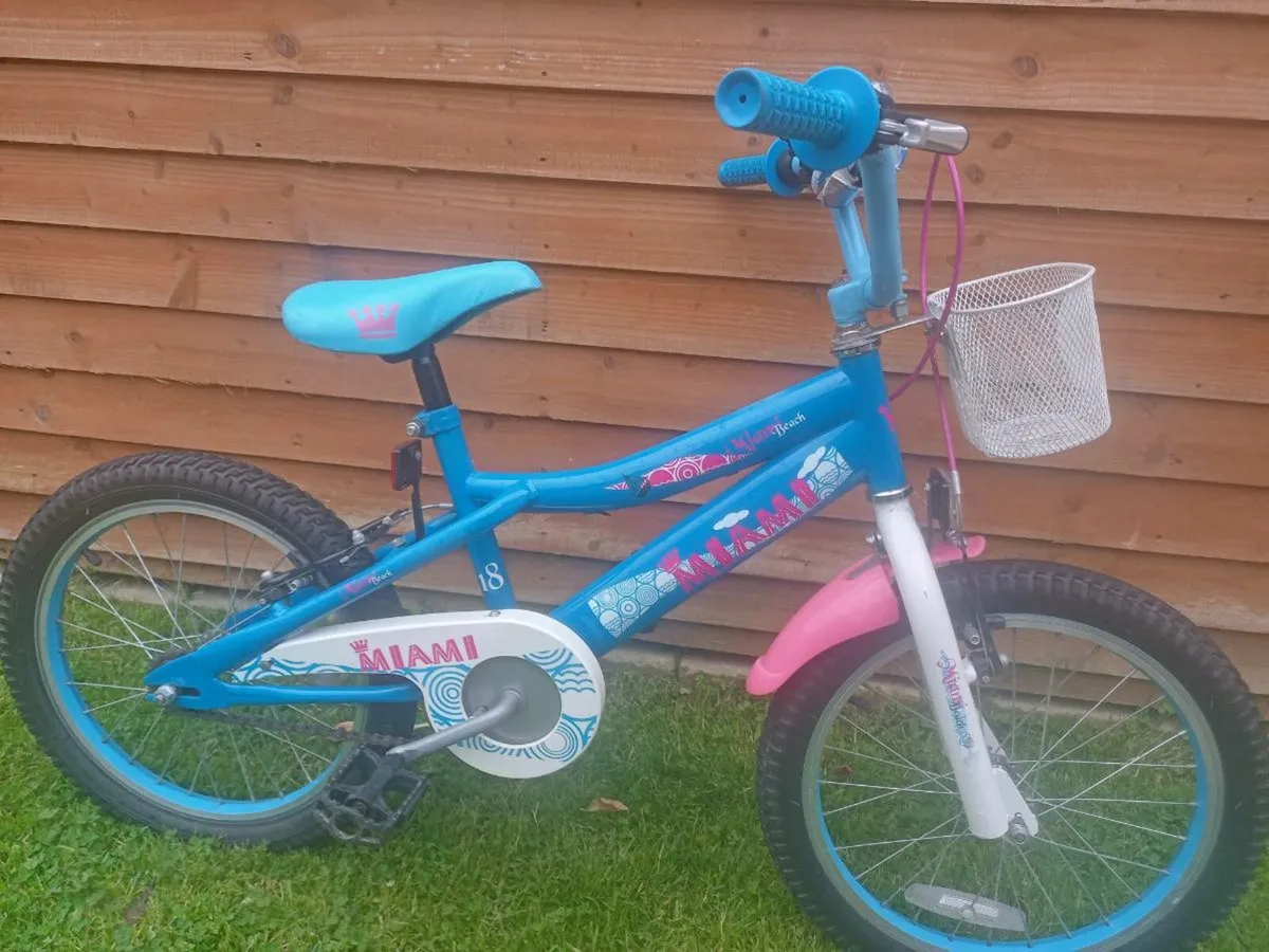 Kids Miami bike size 18 inch wheels - Image 1