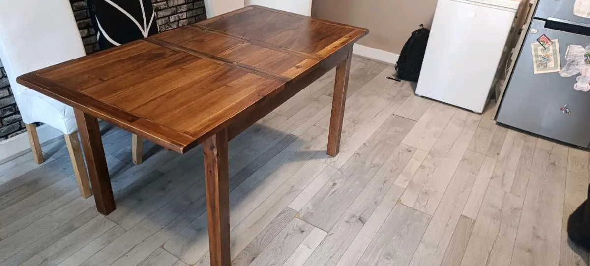 Kitchen table with chairs - Image 3
