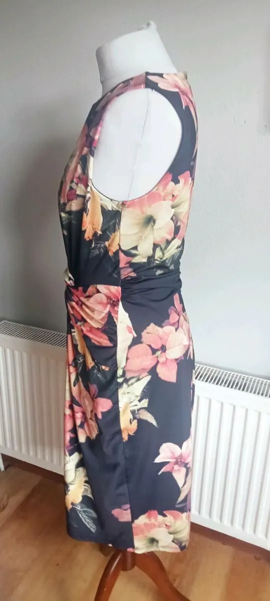 Phase eight dress size 14 - Image 3