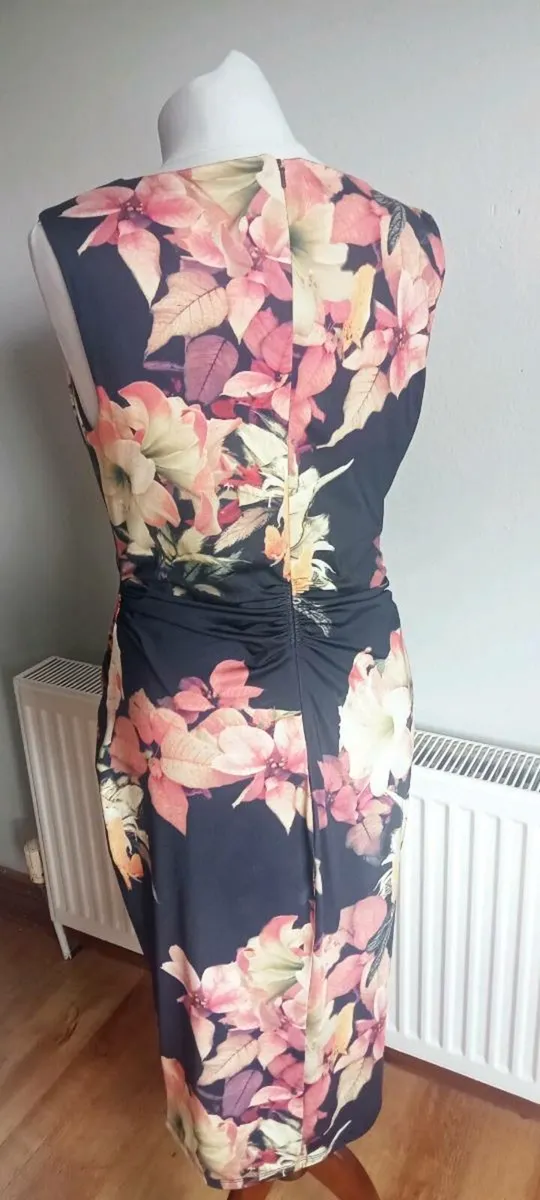 Phase eight dress size 14 - Image 4