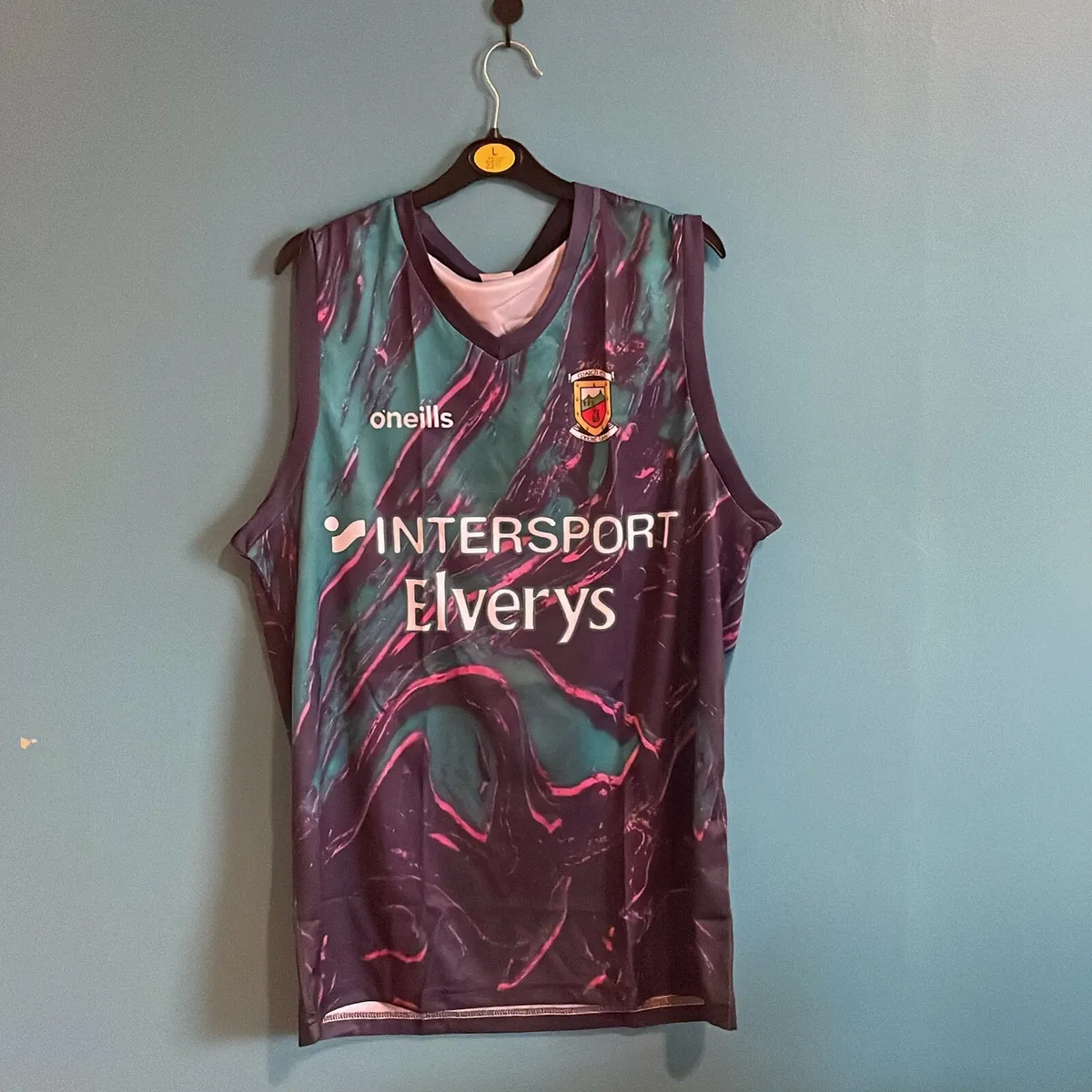Jerseys and GAA vests - Image 2