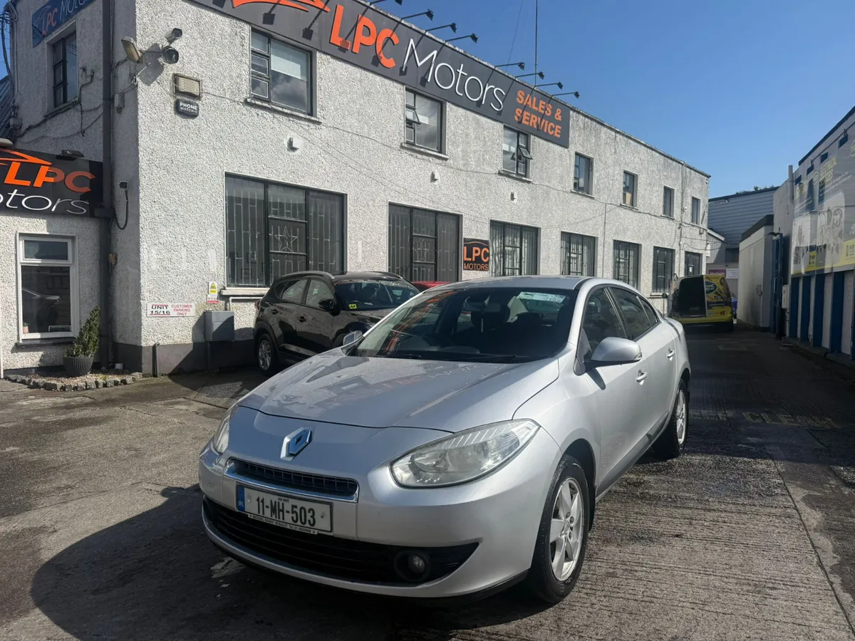 Renault Fluence 2011 Low Mileage - Image 3