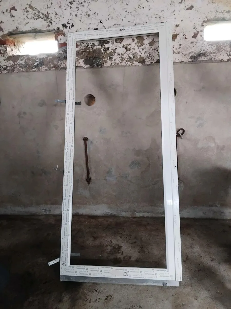 Doorframe/windows - Image 1