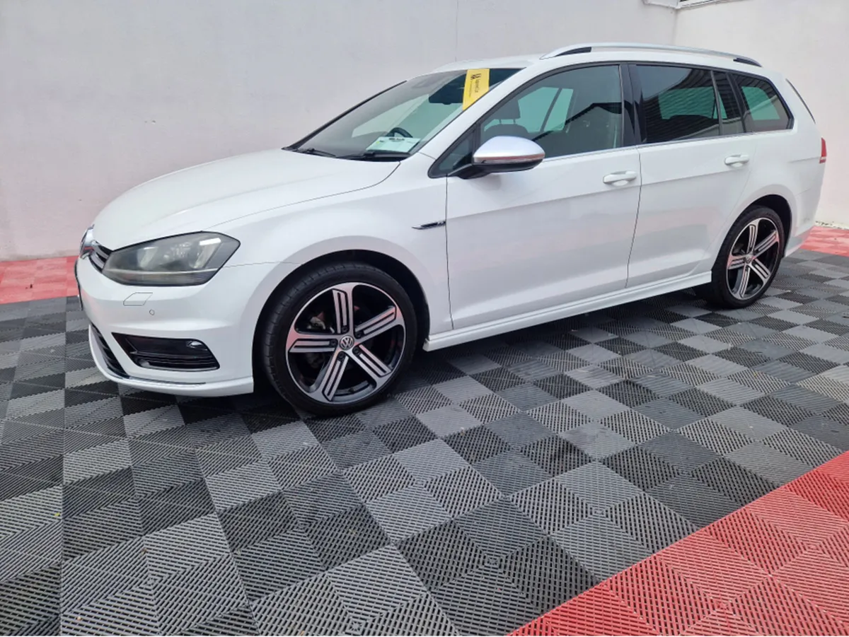 Volkswagen Golf *DEPOSIT NOW TAKEN* R-LINE ESTATE - Image 3