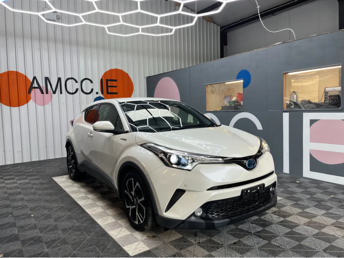 Toyota C-HR 1.8 HYBRID / 96k KMs / HEATED SEATS , - Image 1