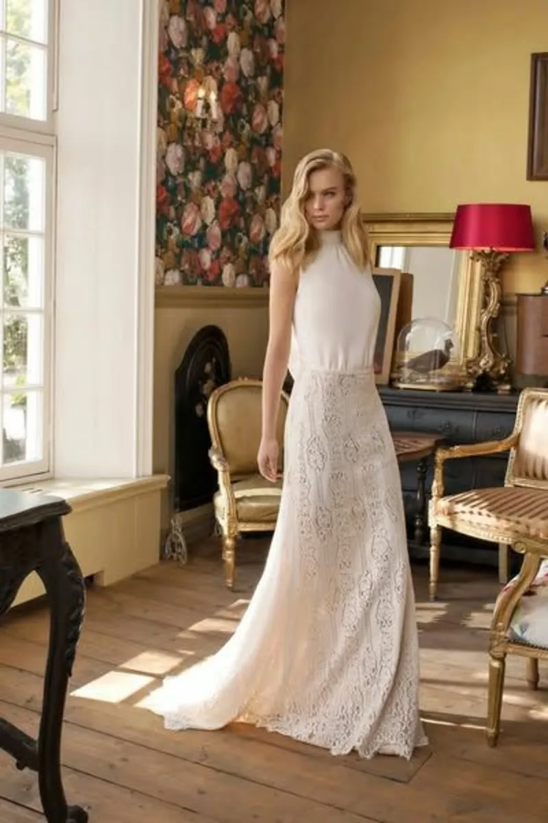 Wedding dress - Image 1