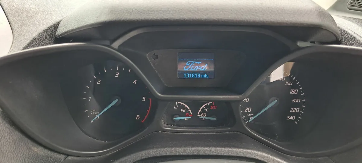 Ford Transit connect crewcab 2018 - Image 2