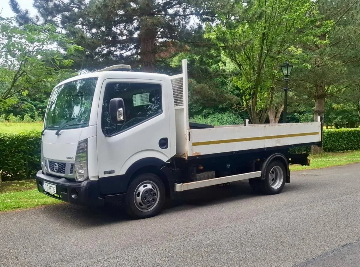 Nissan Cabstar TIPPER 4.5 Tonne 2017 DOE 7/25 - Image 1