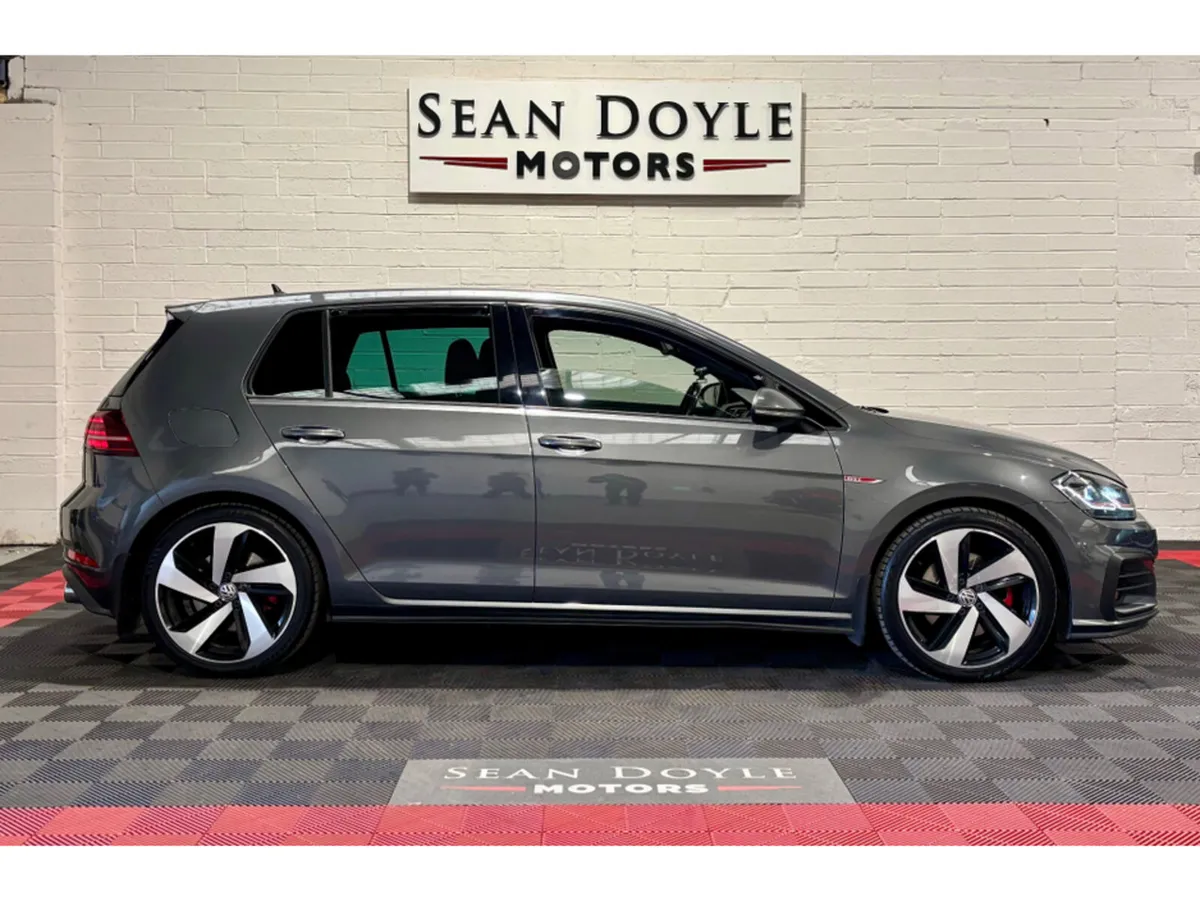 Volkswagen Golf 172 2.0 GTI MK7.5 230PS AUTO 5DR - Image 4