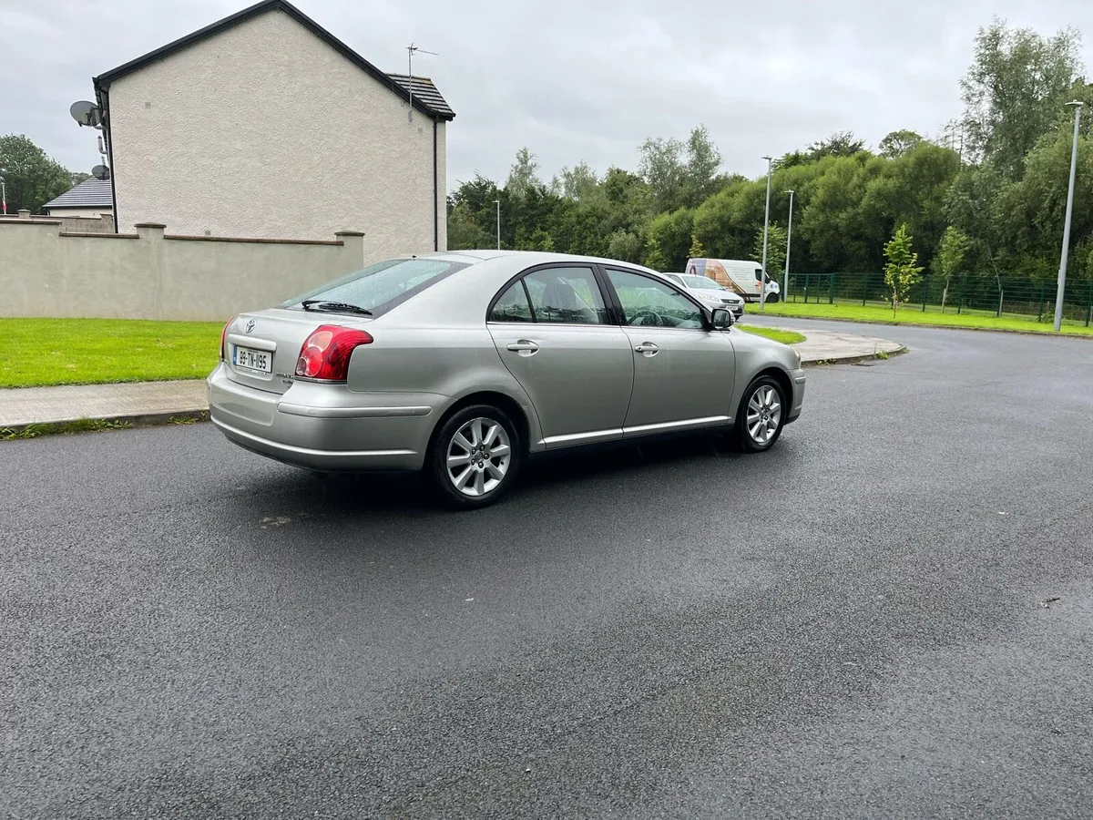 2009 Toyota avensis (new nct + low milage) - Image 4