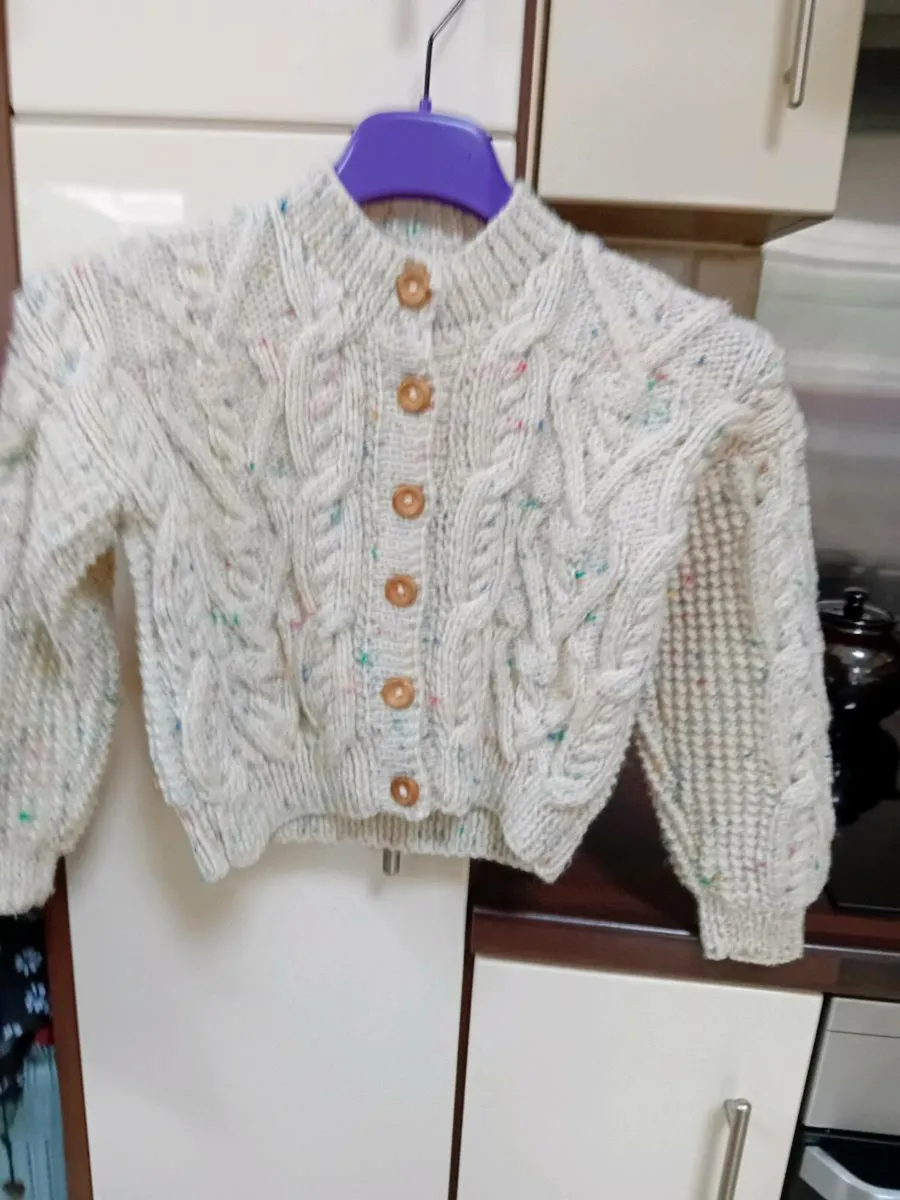 GIRLS ARRAN CARDIGAN NEW - Image 1
