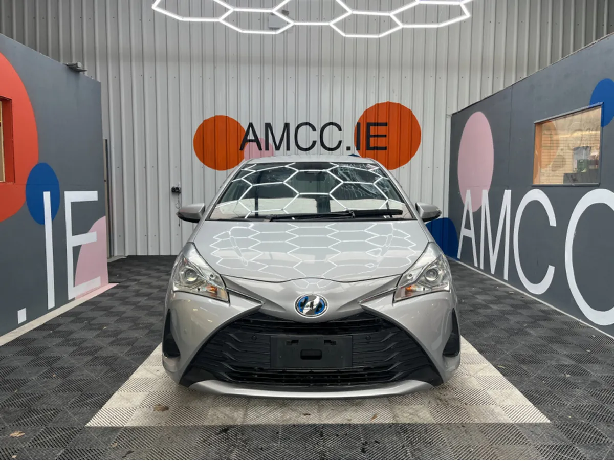Toyota Vitz 1.5 HYBRID / 100k KMs / REVERSE CAMERA - Image 2