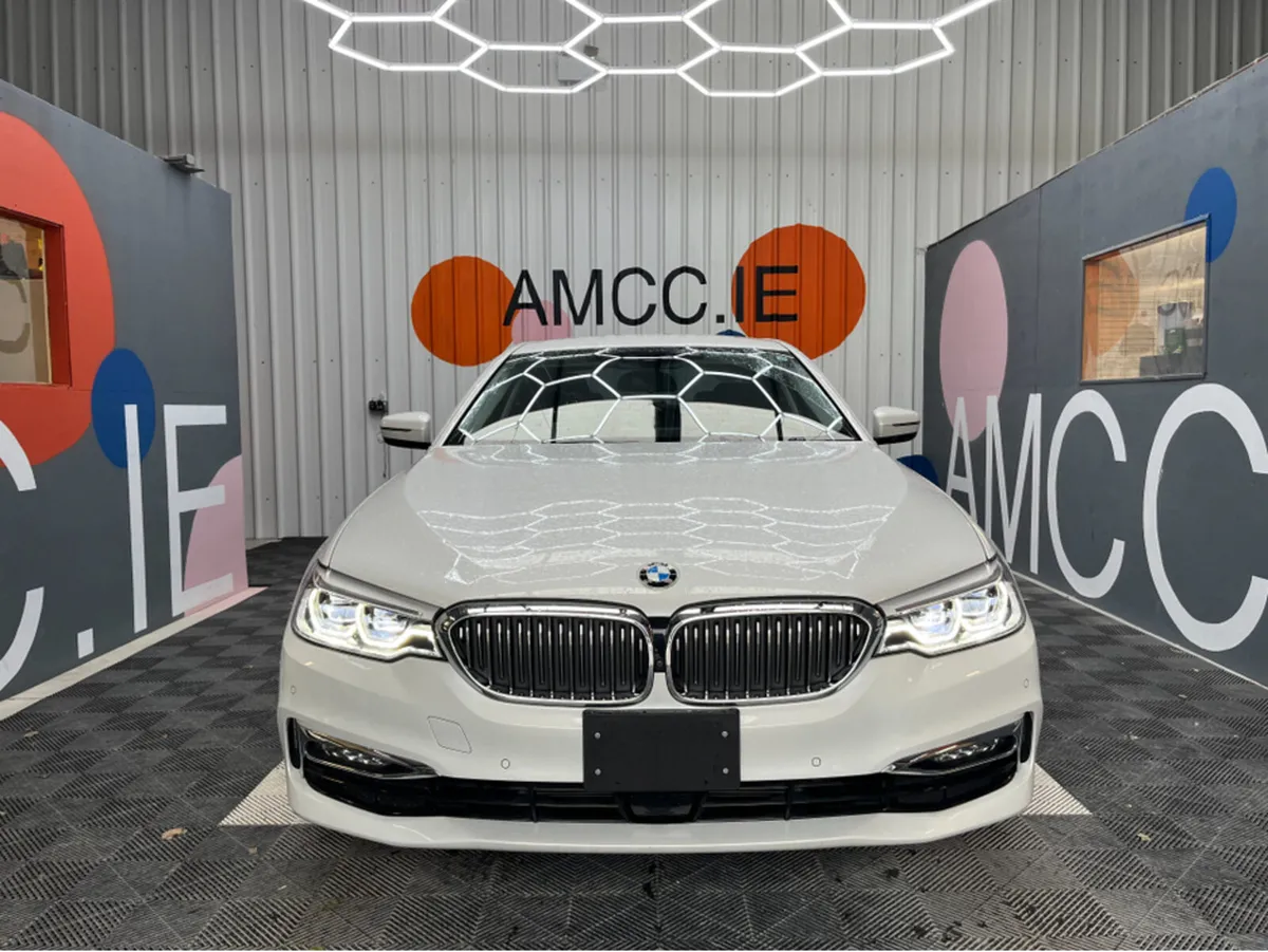 BMW 5-Series 530E / 25k KMs/ HEATED SEATS , REVERS - Image 2