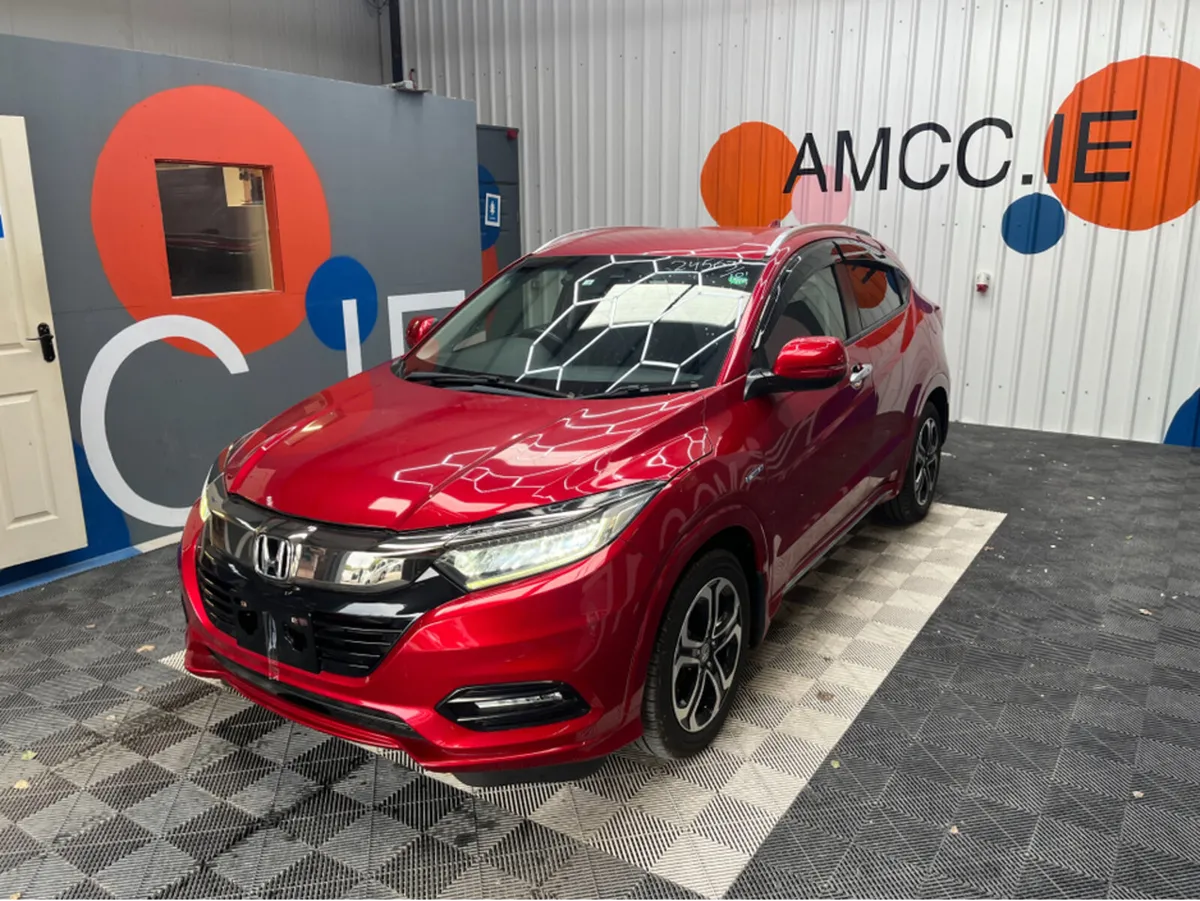 Honda Vezel 1.5 HYBRID / 89k KMs / HEATED SEATS , - Image 3