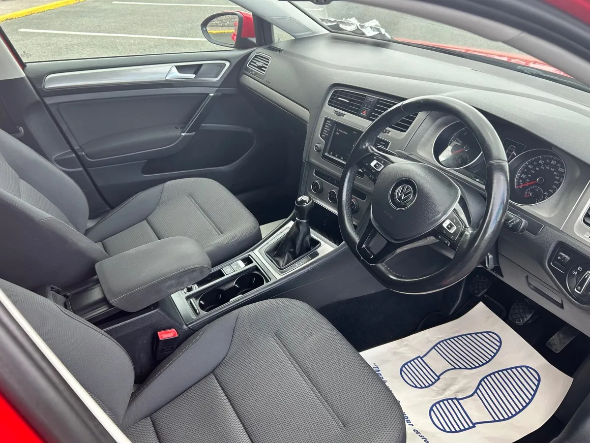 Volkswagen Golf 2015 Match - Image 4
