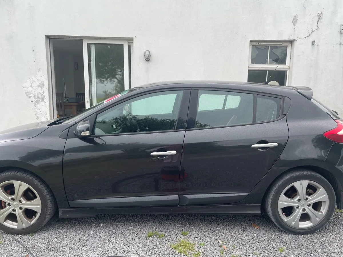 Car - Image 1