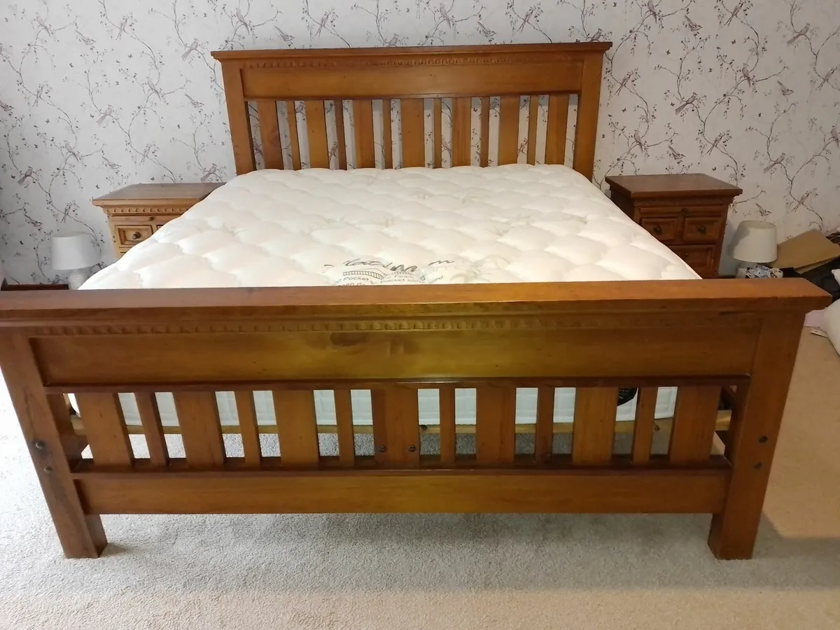 King size Bed - Image 1