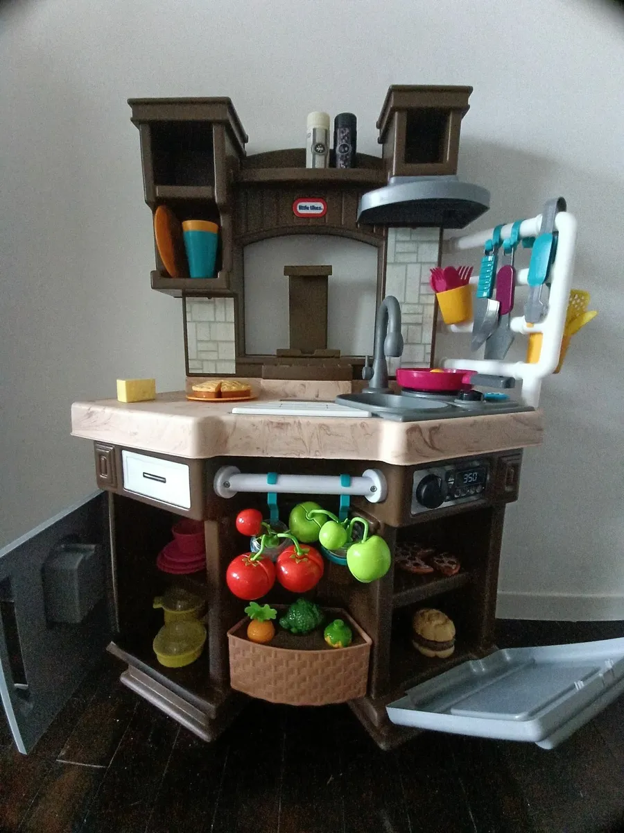 Toy kitchen - Image 4