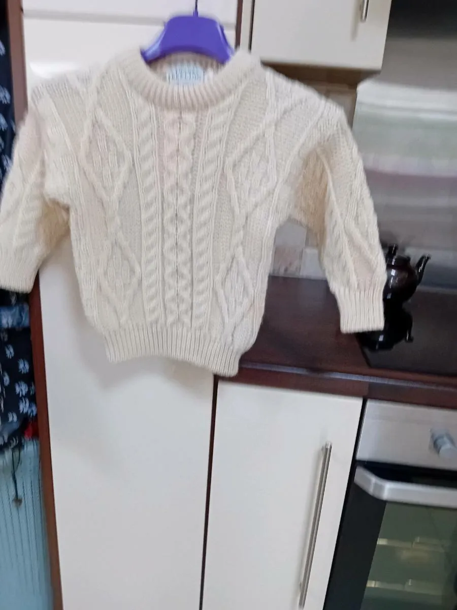 BOYS / GIRLS ARRAN JUMPER NEW - Image 1