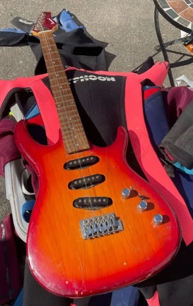 Burswood Project Guitar - Image 3