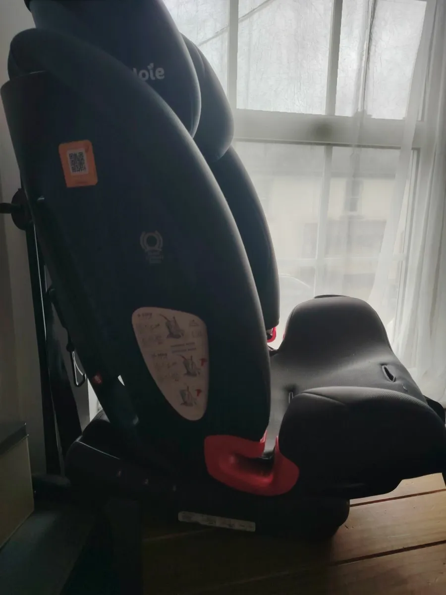 Kids Car Seat 15mnths- 12yrs - Image 2