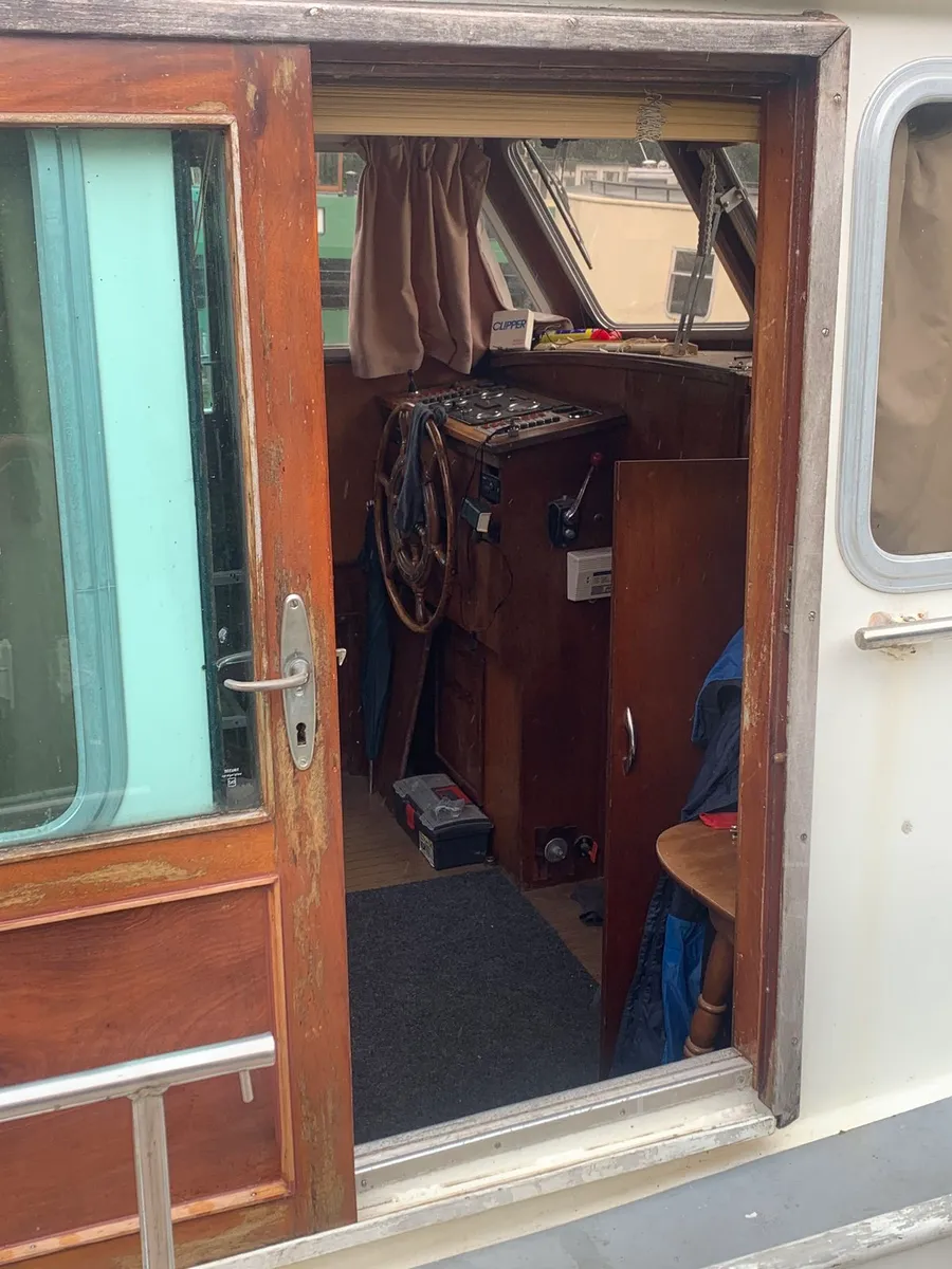 Dutch Steel 10.7m Aft cabin Cruiser - Image 2
