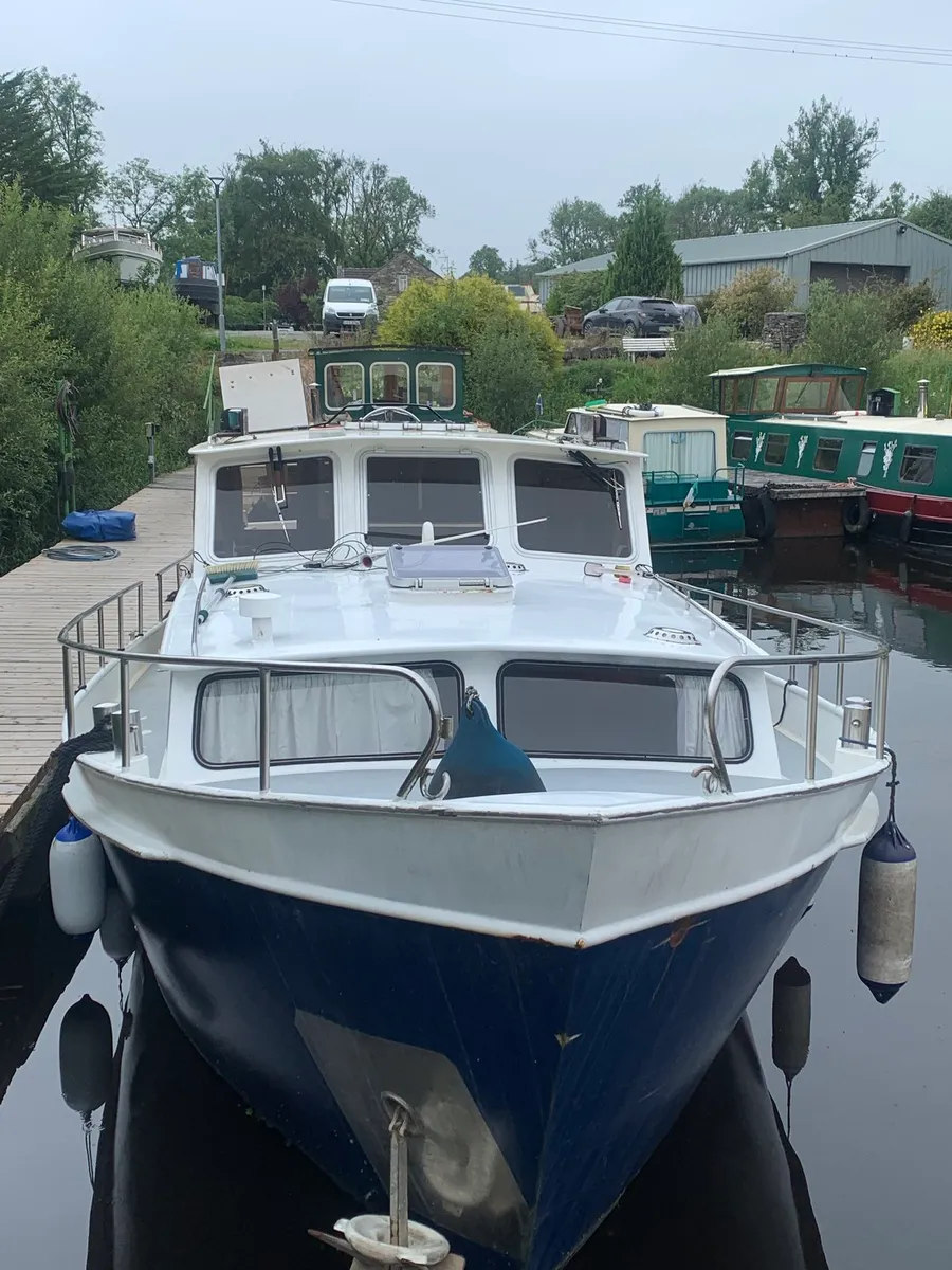 Dutch Steel 10.7m Aft cabin Cruiser - Image 4