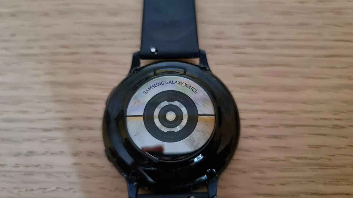 Smart watch for running - Samsung Galaxy Active 2 - Image 2