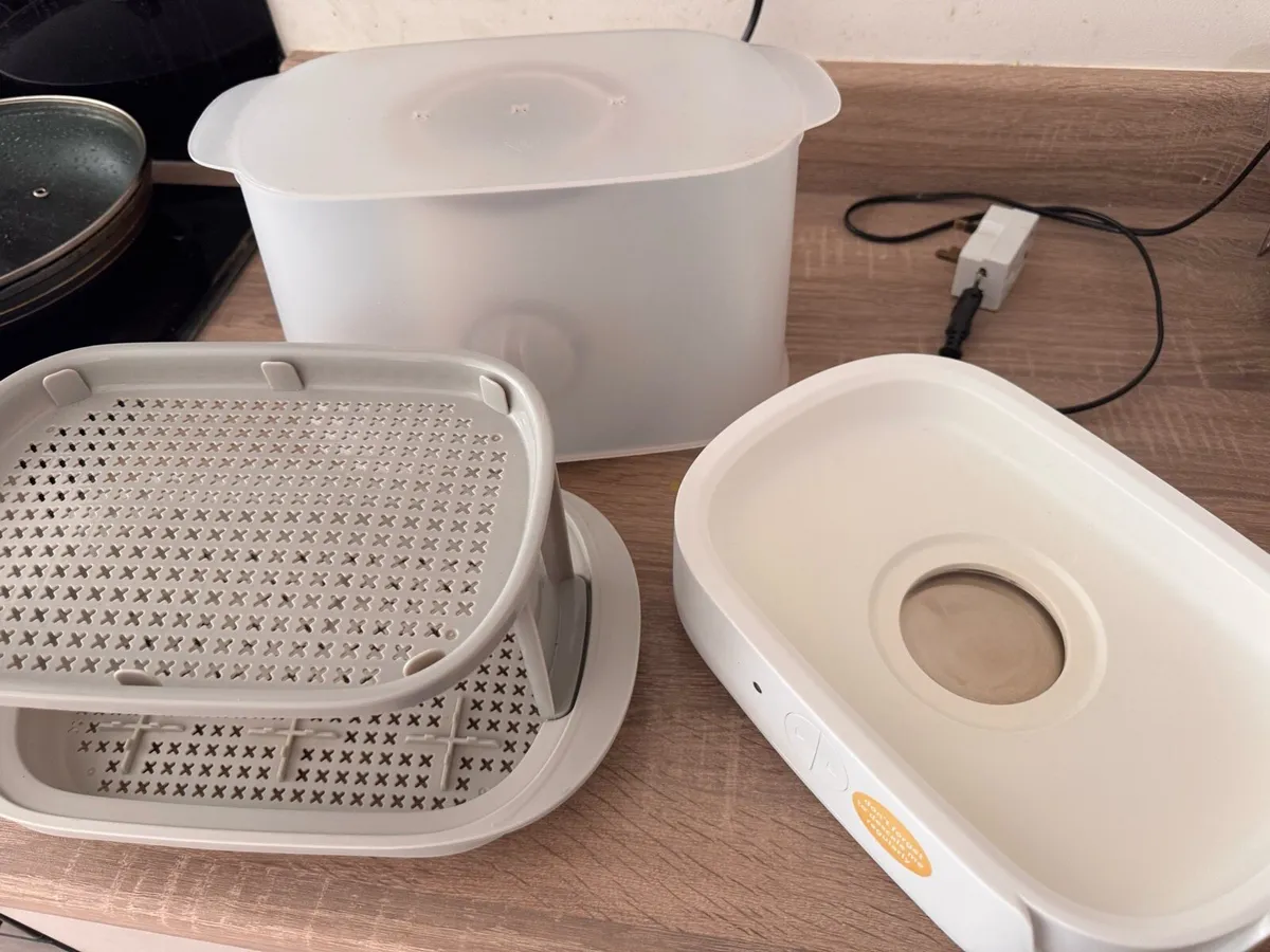 Tommee Tippee Electric Sterilizer - Image 2