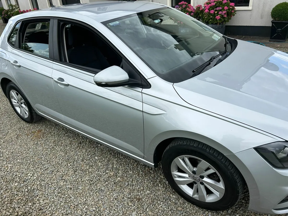 VOLKSWAGEN POLO TRENDLINE 1.0 MANUAL 65HP 5DR - Image 1